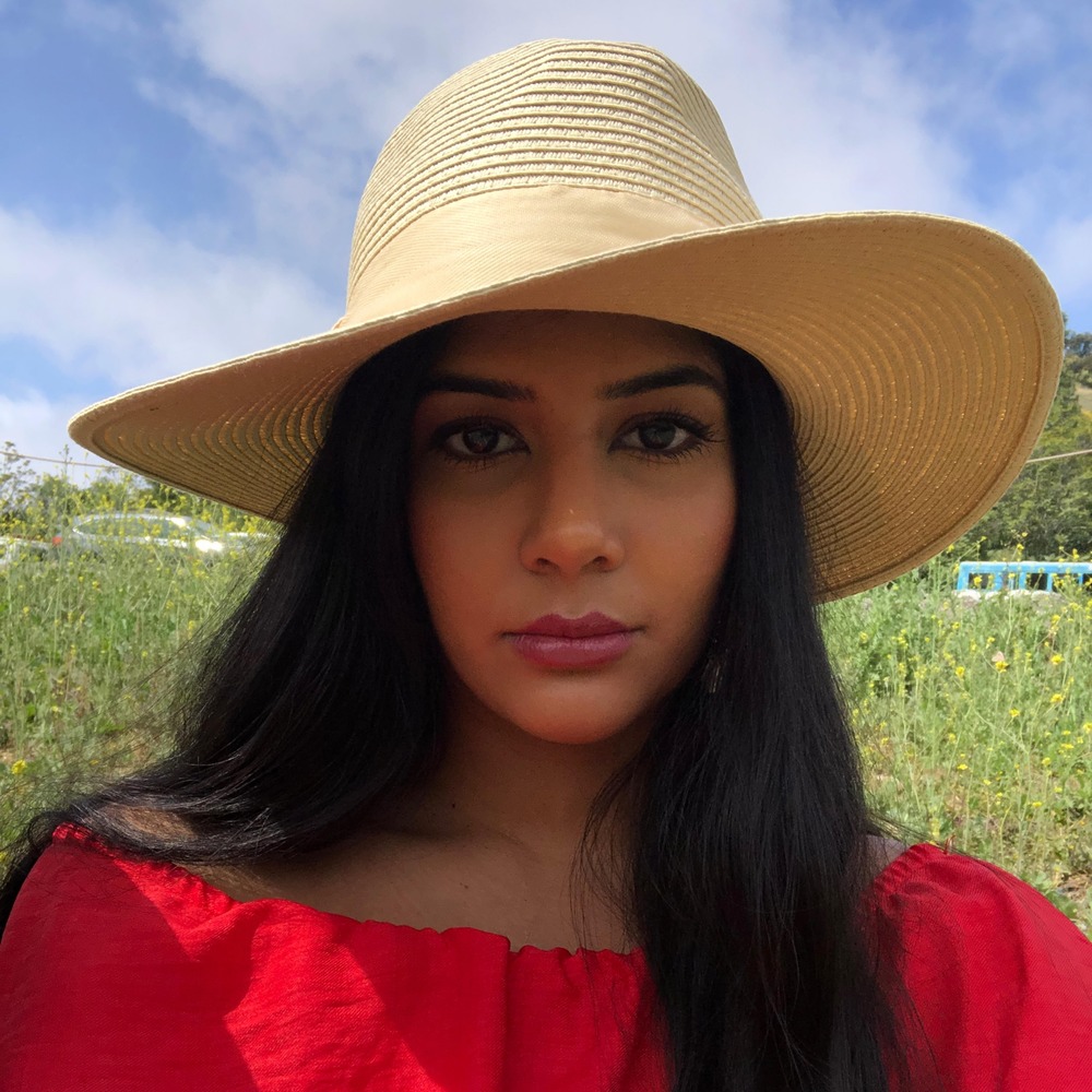 Meet your Posher, Ashly